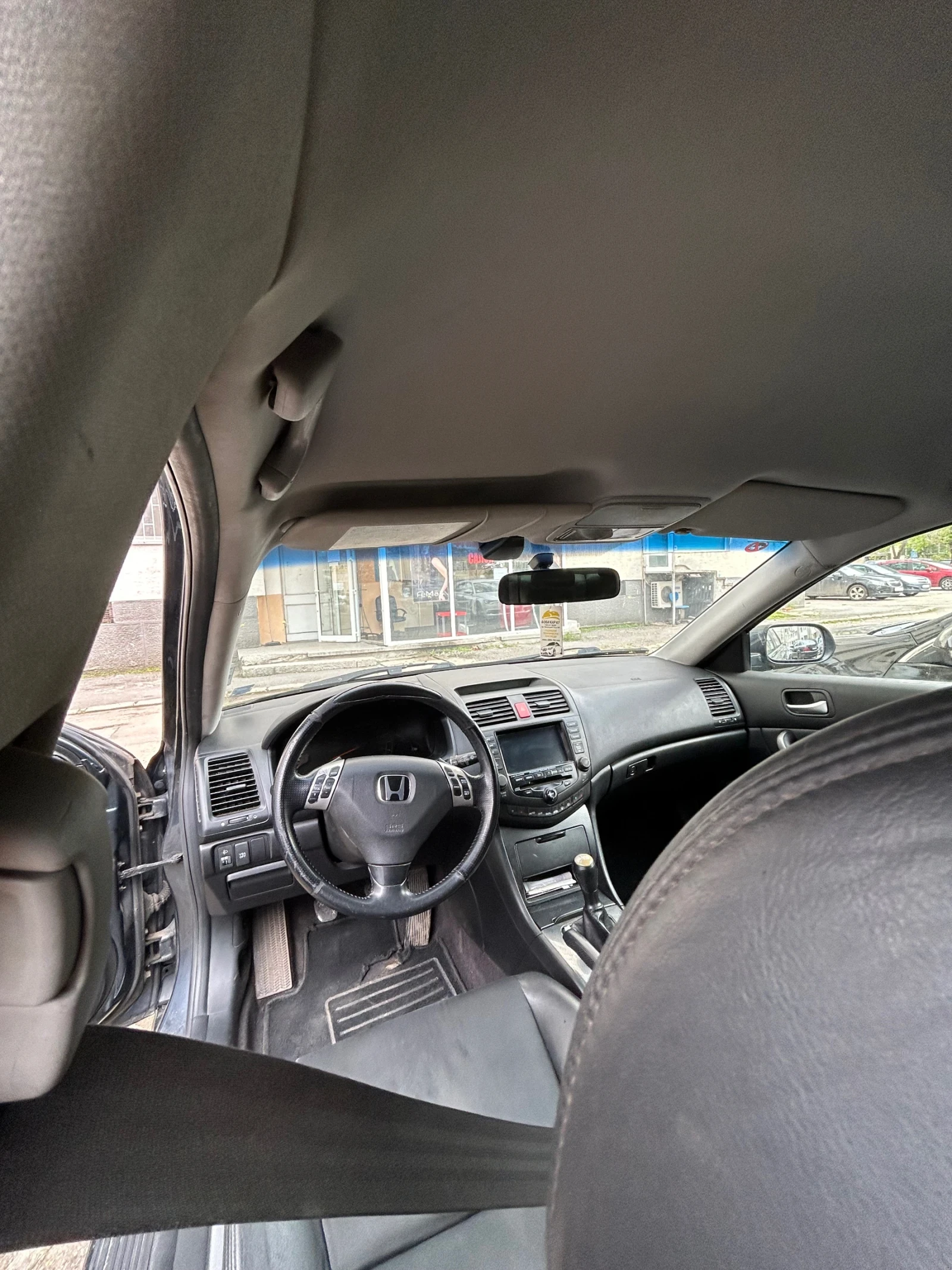 Honda Accord 2.2 i-CTDi, снимка 12 - Автомобили и джипове - 55893105