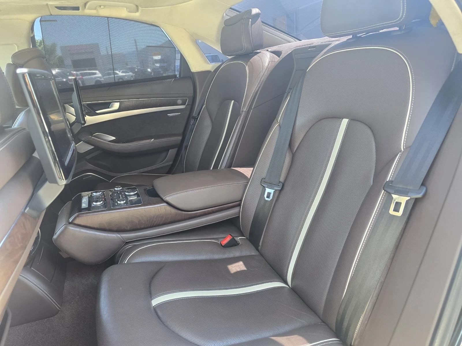 Audi A8 Audi A8 4.2 tdi S8 пакет, снимка 12 - Автомобили и джипове - 56298950