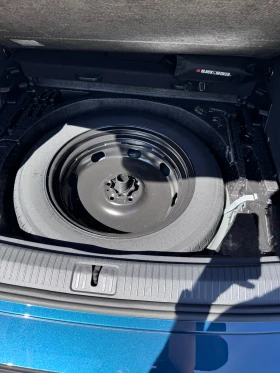 VW Tiguan Elegance 1.5 tsi / Лизинг / Гаражен, снимка 8