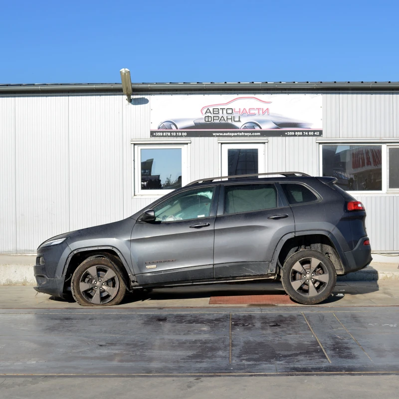 Jeep Cherokee 2.2 CRD, снимка 3 - Автомобили и джипове - 47714497