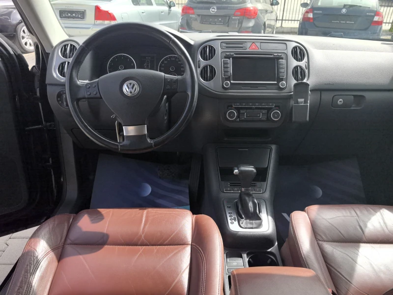 VW Tiguan 2.0 i 4x4 TSI, снимка 8 - Автомобили и джипове - 52799876