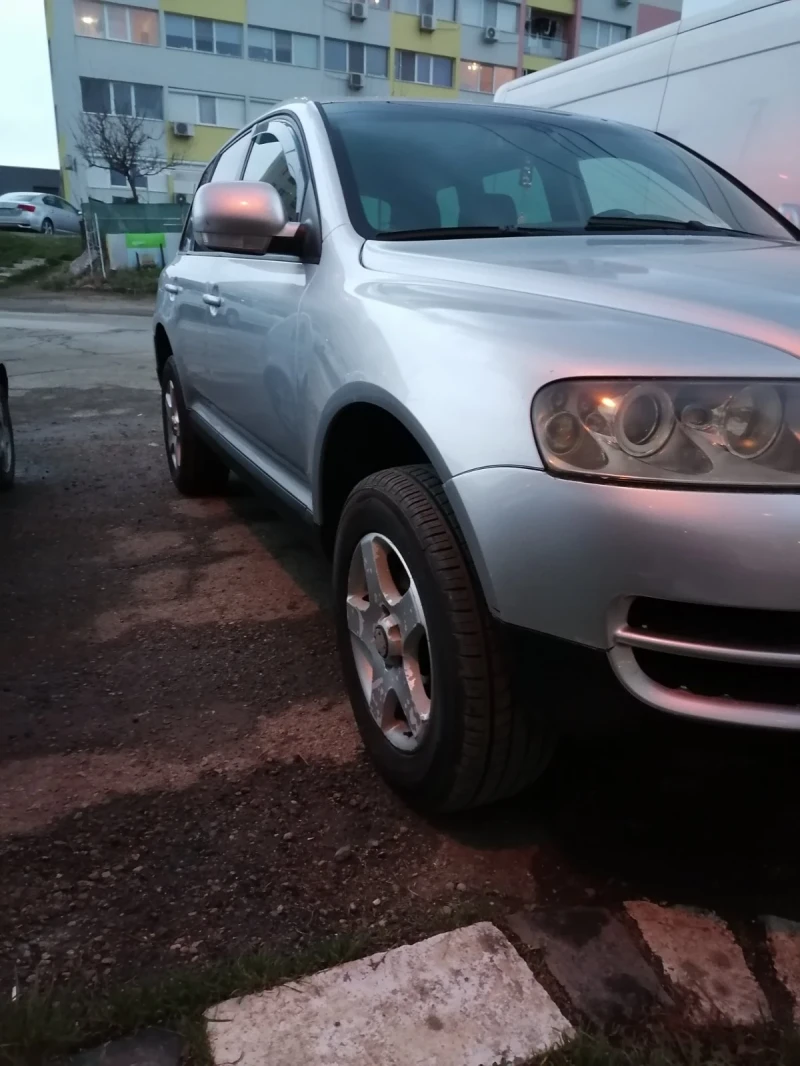 VW Touareg, снимка 6 - Автомобили и джипове - 49624783