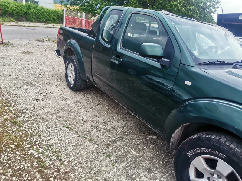 Nissan Navara 2.5DCI YD25 170КС, снимка 3 - Автомобили и джипове - 50239586