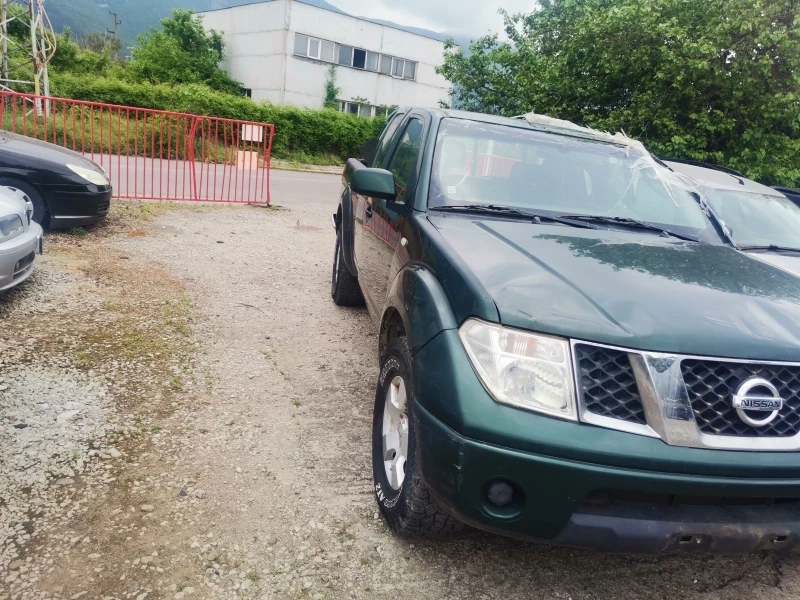 Nissan Navara 2.5DCI YD25 170КС, снимка 2 - Автомобили и джипове - 50239586