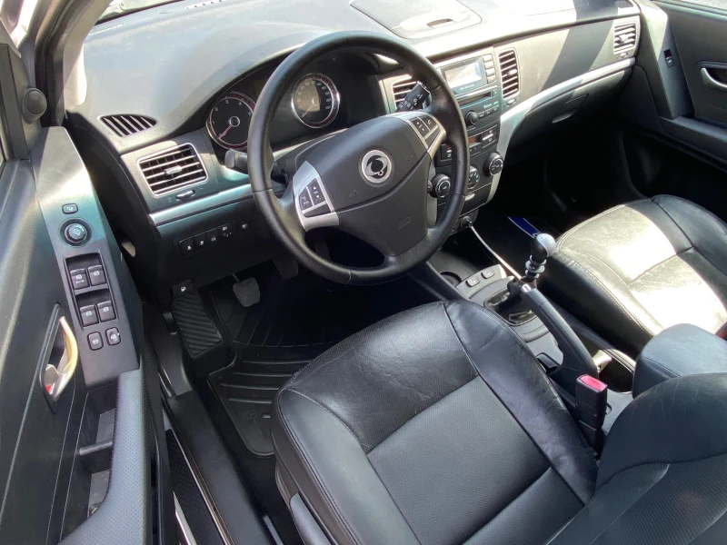 SsangYong Korando 2.0d 4x4 6ск. 175к.с.  ТОП СЪСТОЯНИЕ !!!!! , снимка 10 - Автомобили и джипове - 52197080