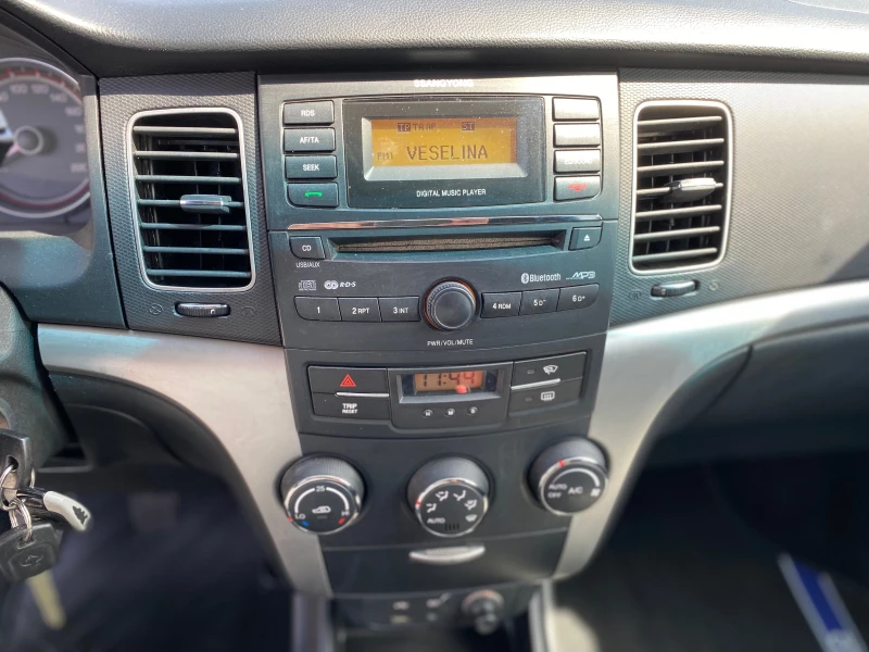 SsangYong Korando 2.0d 4x4 6ск. 175к.с.  ТОП СЪСТОЯНИЕ !!!!! , снимка 12 - Автомобили и джипове - 52197080