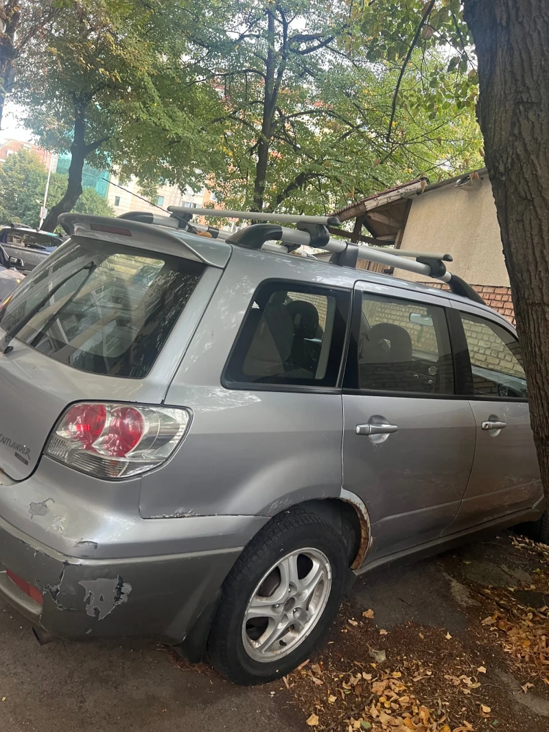 Mitsubishi Outlander, снимка 3 - Автомобили и джипове - 52678083