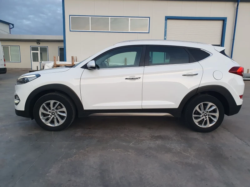 Hyundai Tucson 4х4 , снимка 4 - Автомобили и джипове - 52726120