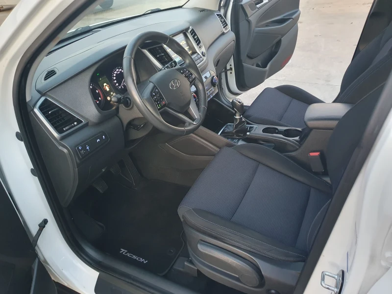Hyundai Tucson 4х4 , снимка 10 - Автомобили и джипове - 52726120