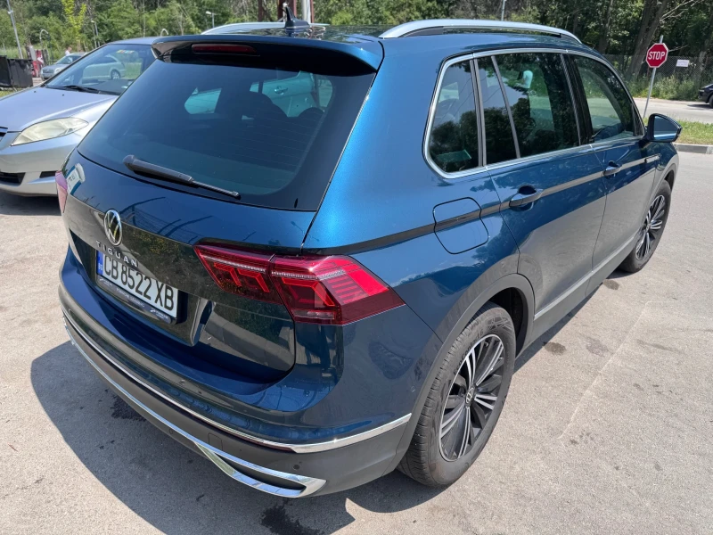 VW Tiguan Elegance 1.5 tsi / Лизинг / Гаражен, снимка 4 - Автомобили и джипове - 52957350