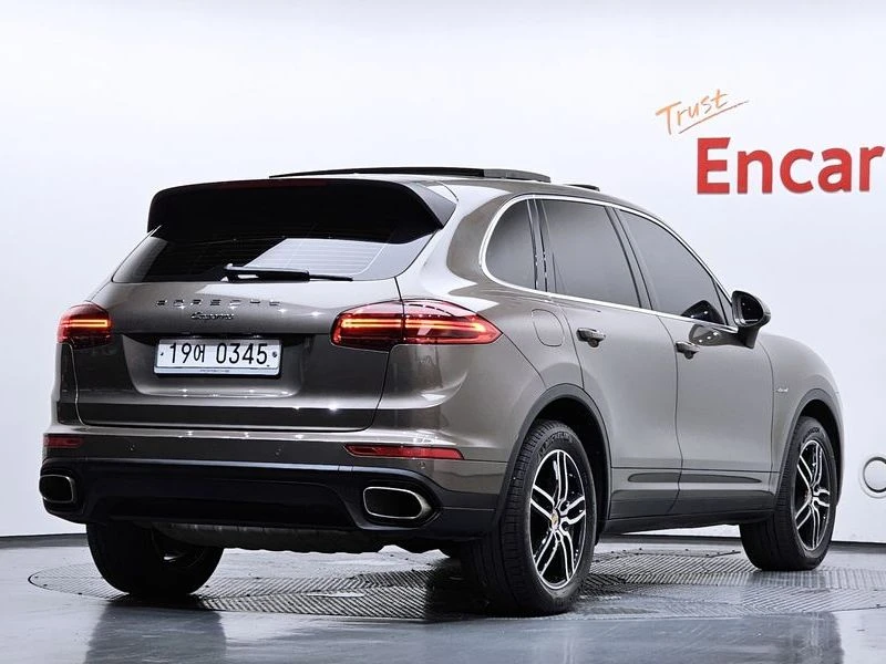 Porsche Cayenne 3.0 Diesel| 245к.с.| ВКЛ.ТЕХНОТЕСТ, снимка 2 - Автомобили и джипове - 55197707