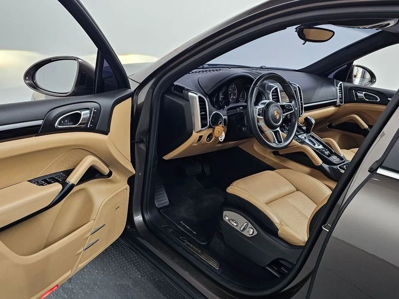 Porsche Cayenne 3.0 Diesel| 245к.с.| ВКЛ.ТЕХНОТЕСТ, снимка 10 - Автомобили и джипове - 55197707