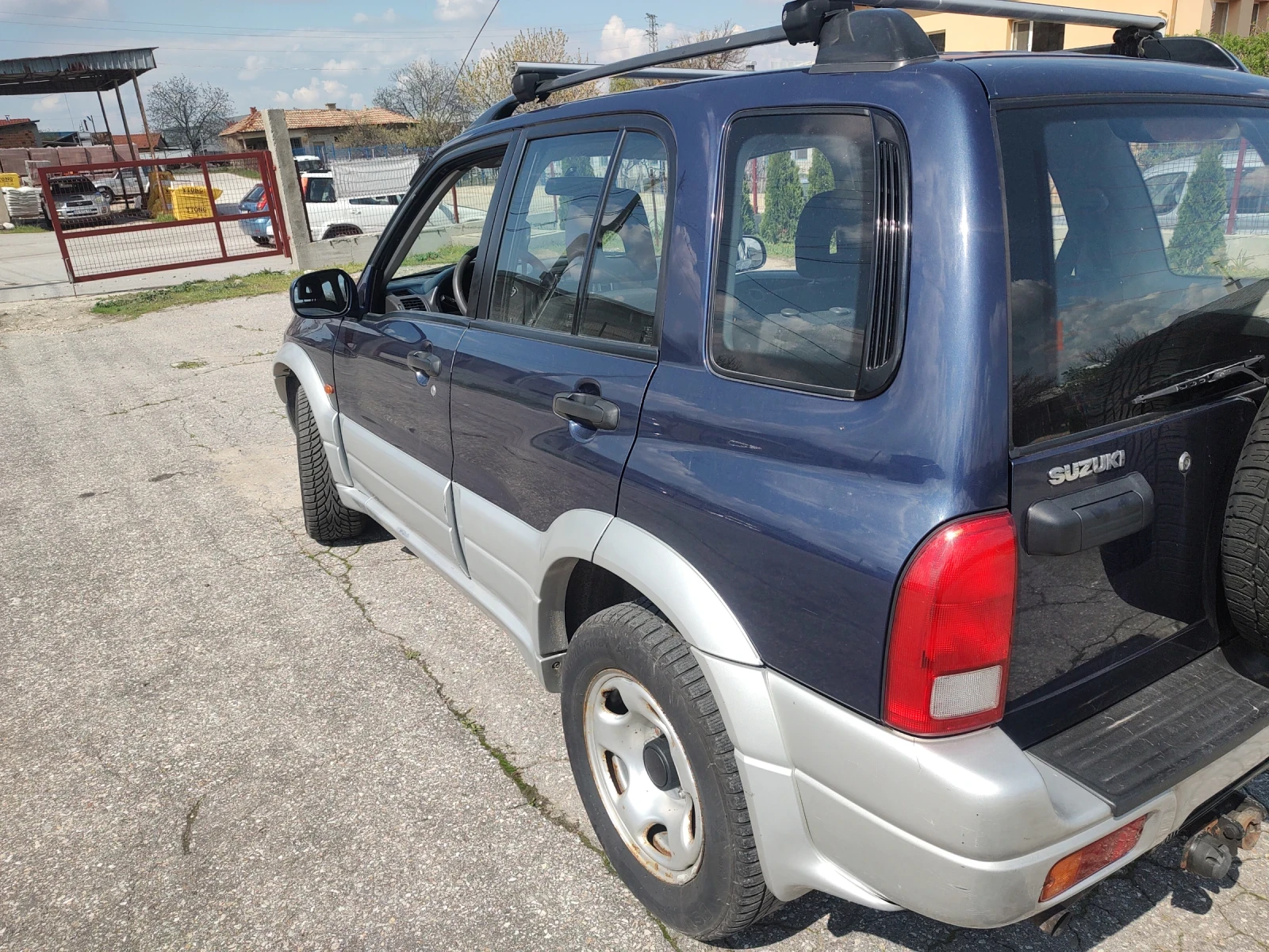 Suzuki Grand vitara 2.0 HDI 4x4 - изображение 2