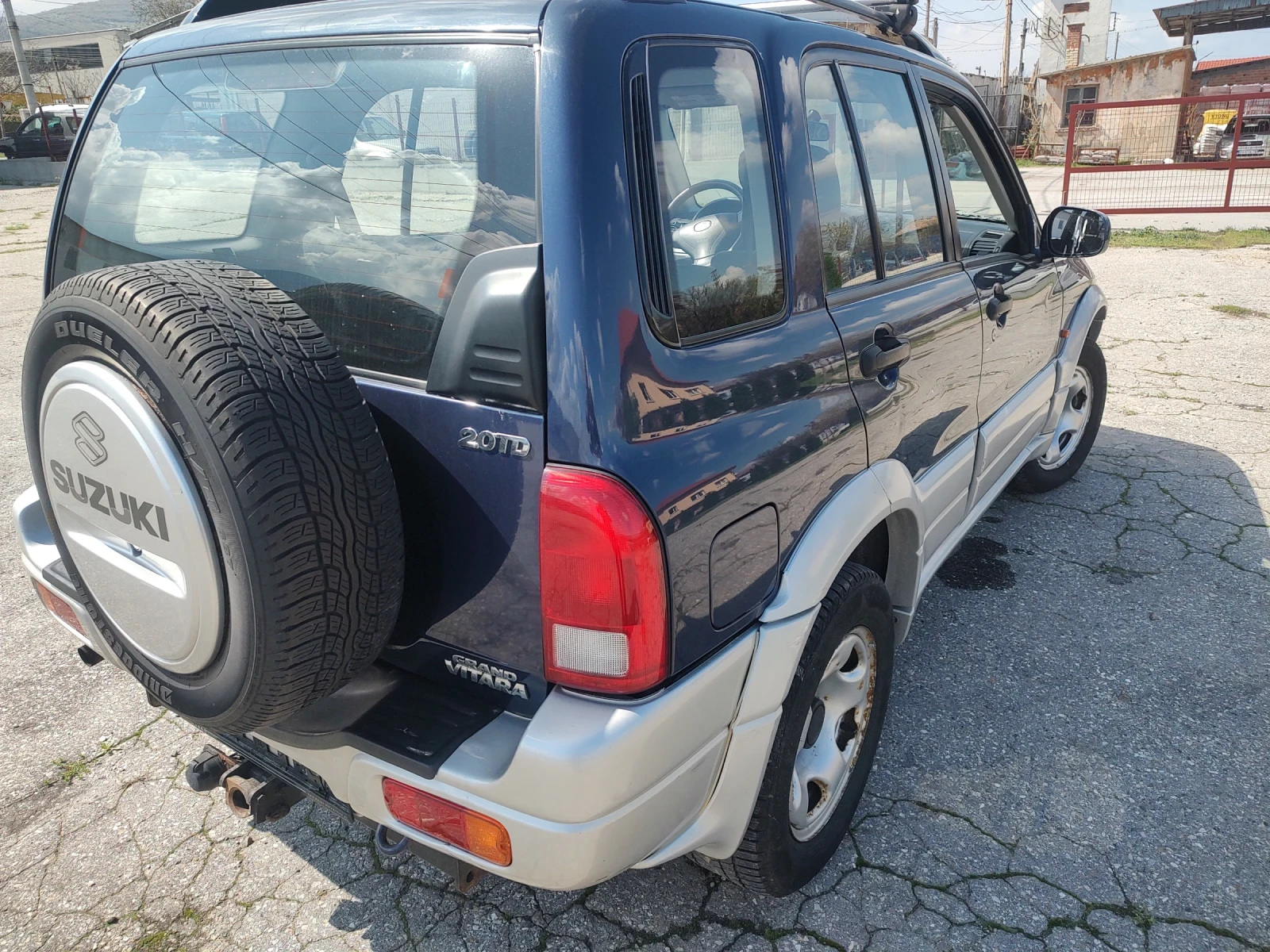 Suzuki Grand vitara 2.0 HDI 4x4 - изображение 4