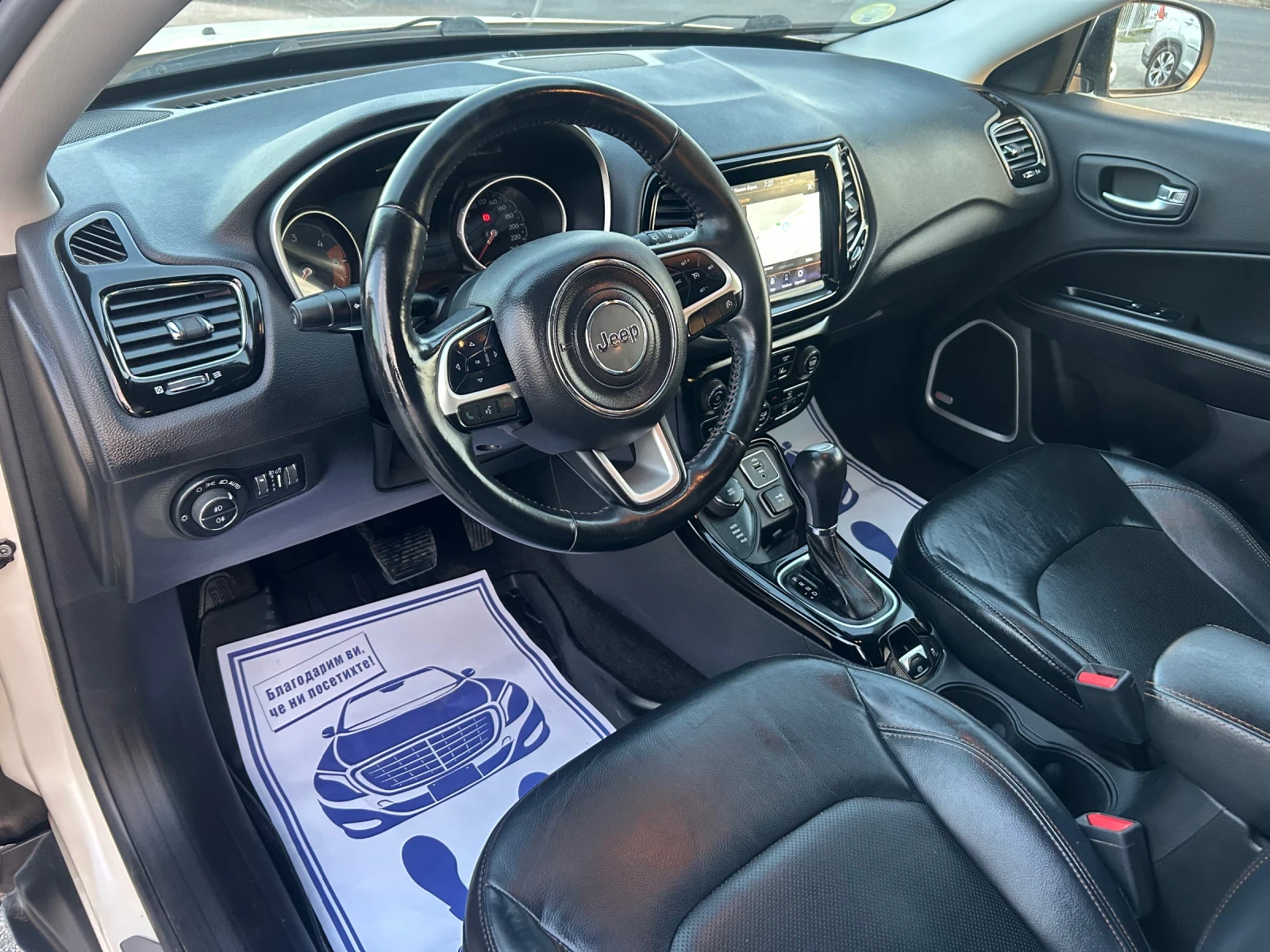 Jeep Compass 4Х4 / АВТОМАТИК / ДИСТРОНИК / CARPLAY / ЕВРО6В  - изображение 9