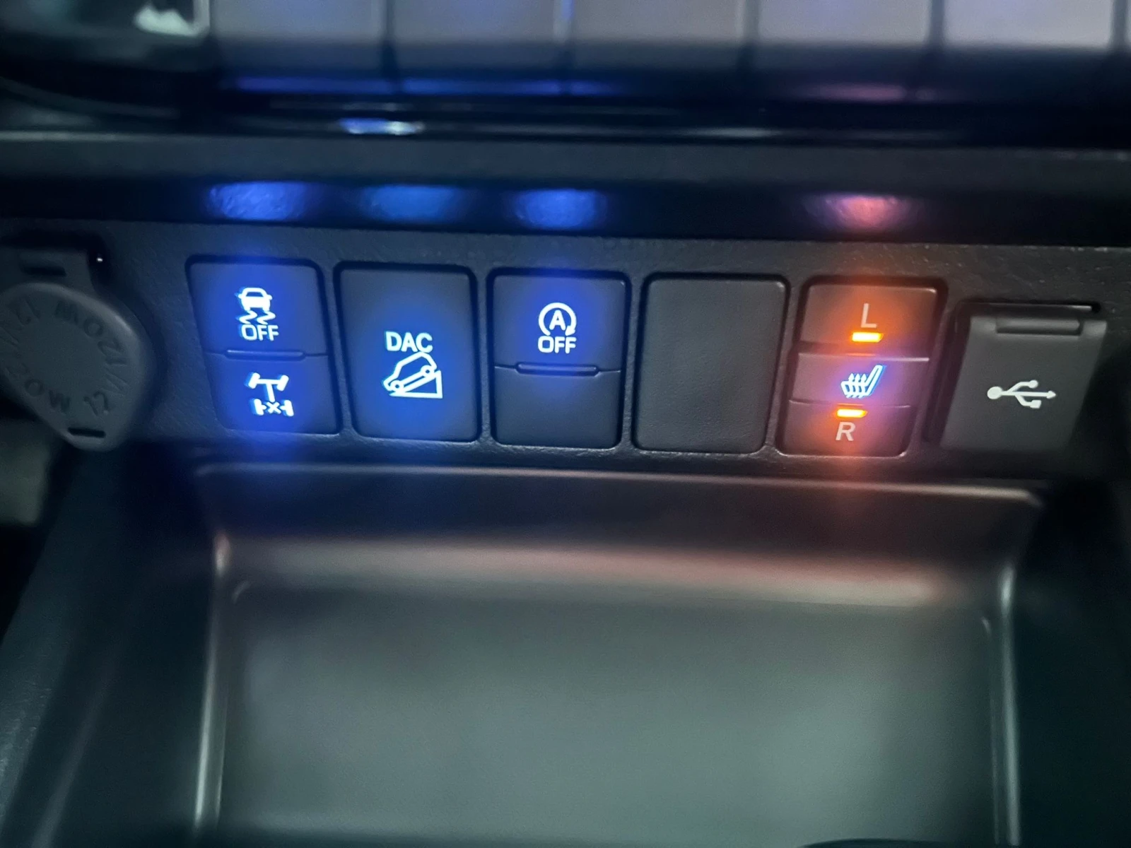 Toyota Hilux  EXECUTIVE D4-D 2.8  | Mobile.bg   16