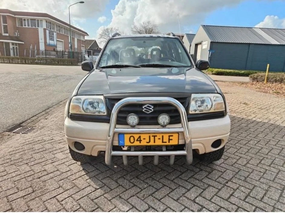 Suzuki Grand vitara, снимка 4 - Автомобили и джипове - 53853057