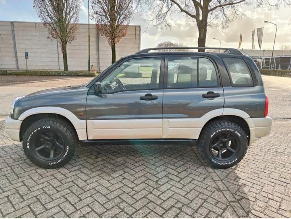 Suzuki Grand vitara, снимка 7 - Автомобили и джипове - 53853057