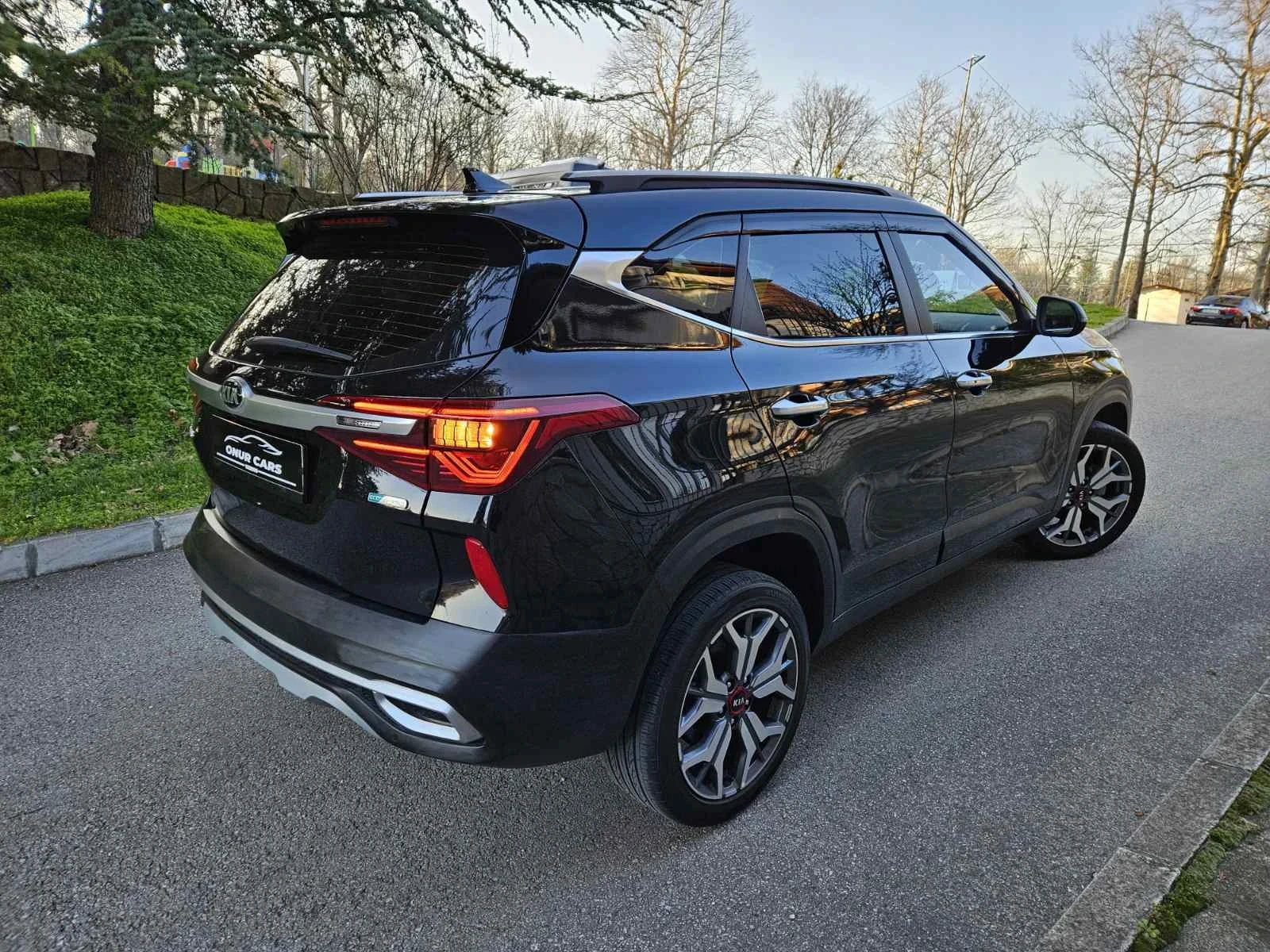 Kia Seltos 1.6 CRDi Noblesse, снимка 4 - Автомобили и джипове - 53934362