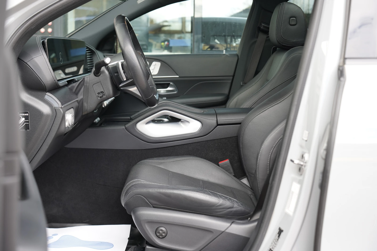 Mercedes-Benz GLE Coupe 450d 4Matic AMG Line Night Package, снимка 9 - Автомобили и джипове - 54104716