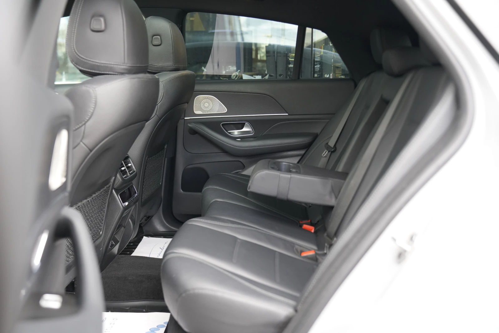 Mercedes-Benz GLE Coupe 450d 4Matic AMG Line Night Package, снимка 11 - Автомобили и джипове - 54104716