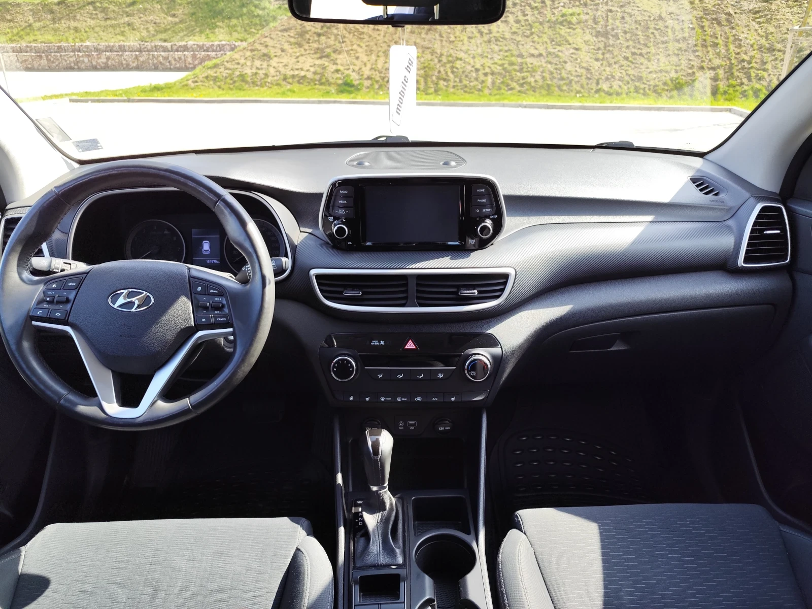 Hyundai Tucson 2.0/4x4, снимка 11 - Автомобили и джипове - 54175546