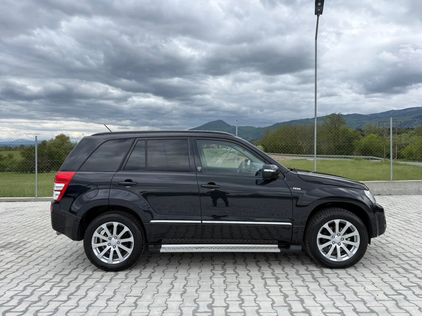 Suzuki Grand vitara 1.9 DDIS 4x4 , снимка 7 - Автомобили и джипове - 54384129