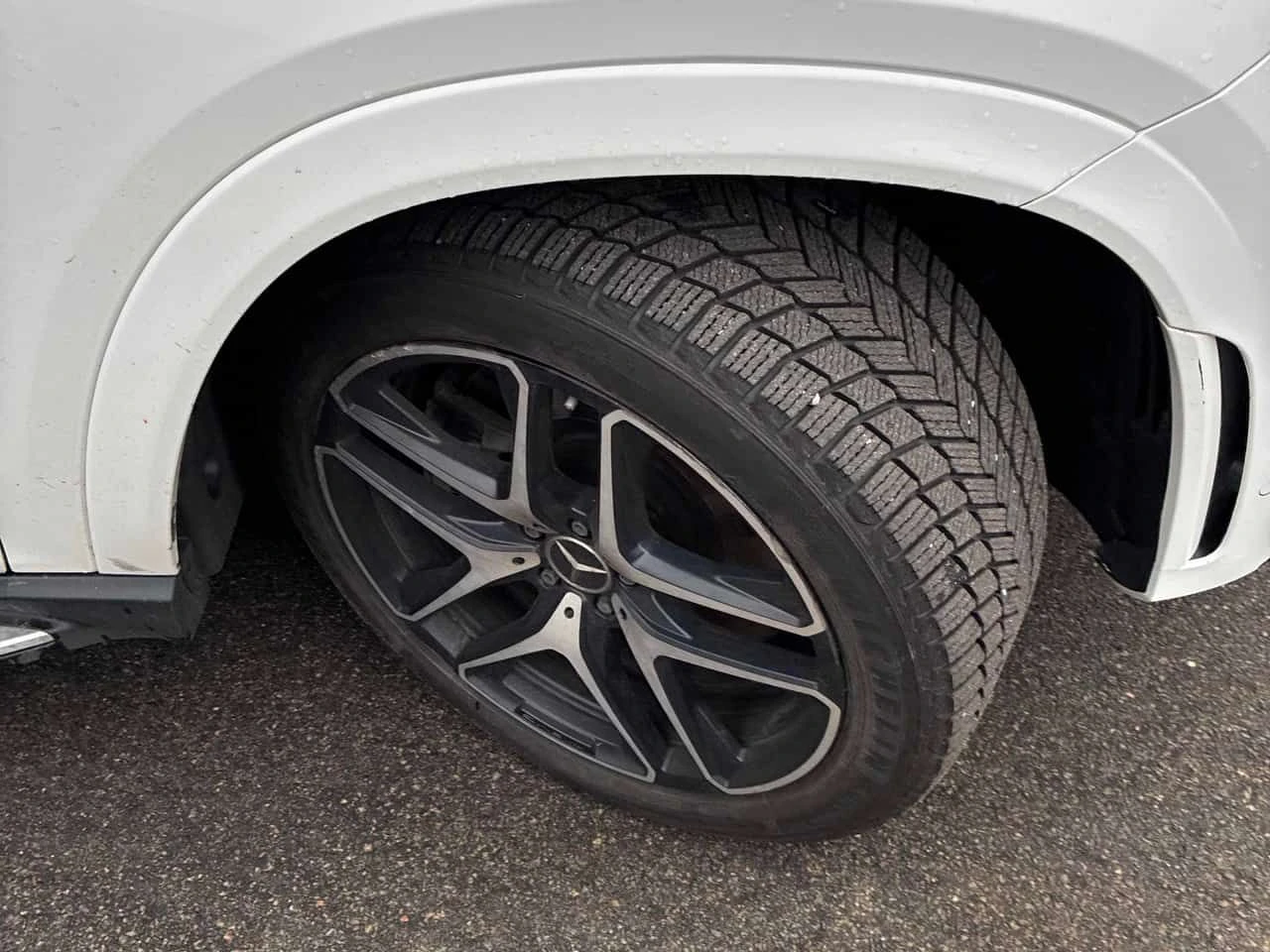 Mercedes-Benz GLE 53 4MATIC 4MATIC* DISTRONIC* BURMESTER* ОБДУХВАНЕ* , снимка 17 - Автомобили и джипове - 54466262