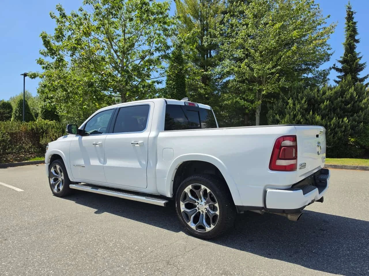 Dodge RAM 1500 * Limited Longhorn * CARFAX * БЕЗ ПЪРВОНАЧАЛНА ВНО, снимка 11 - Автомобили и джипове - 54736153