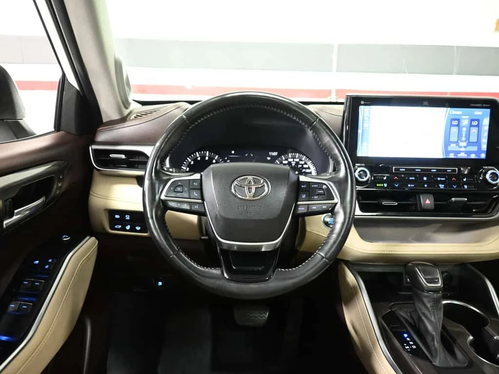 Toyota Highlander * Platinum * CARFAX * ФИКСИРАНА ЦЕНА ДО БГ * , снимка 13 - Автомобили и джипове - 55300191