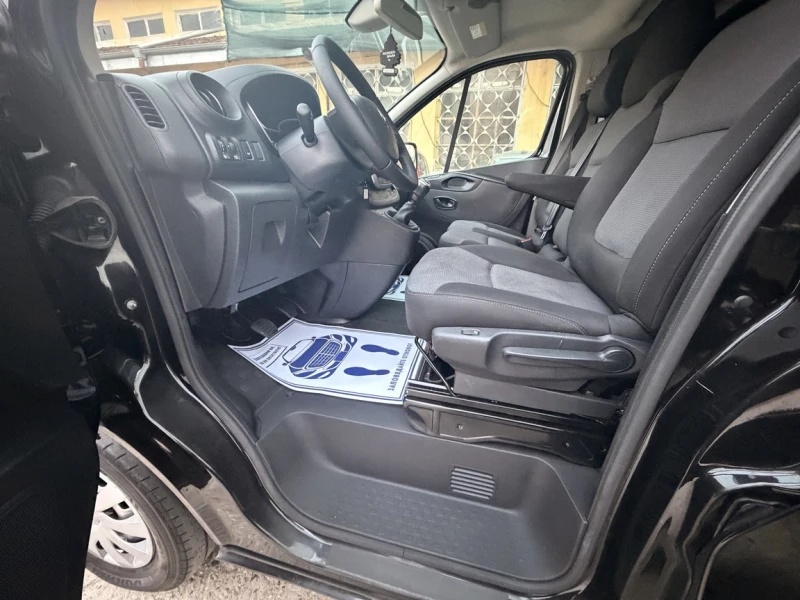 Renault Trafic 2.0dci L2H1 3 ""100000km!"", снимка 7 - Бусове и автобуси - 52062721