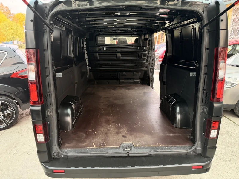 Renault Trafic 2.0dci L2H1 3 ""100000km!"", снимка 10 - Бусове и автобуси - 52062721