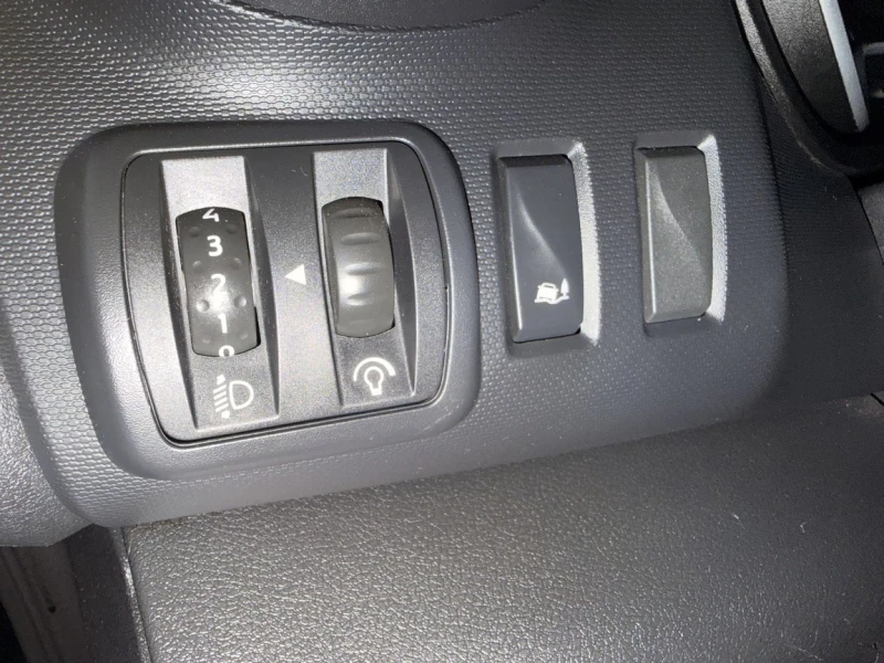 Renault Trafic 2.0dci L2H1 3 ""100000km!"", снимка 13 - Бусове и автобуси - 52062721