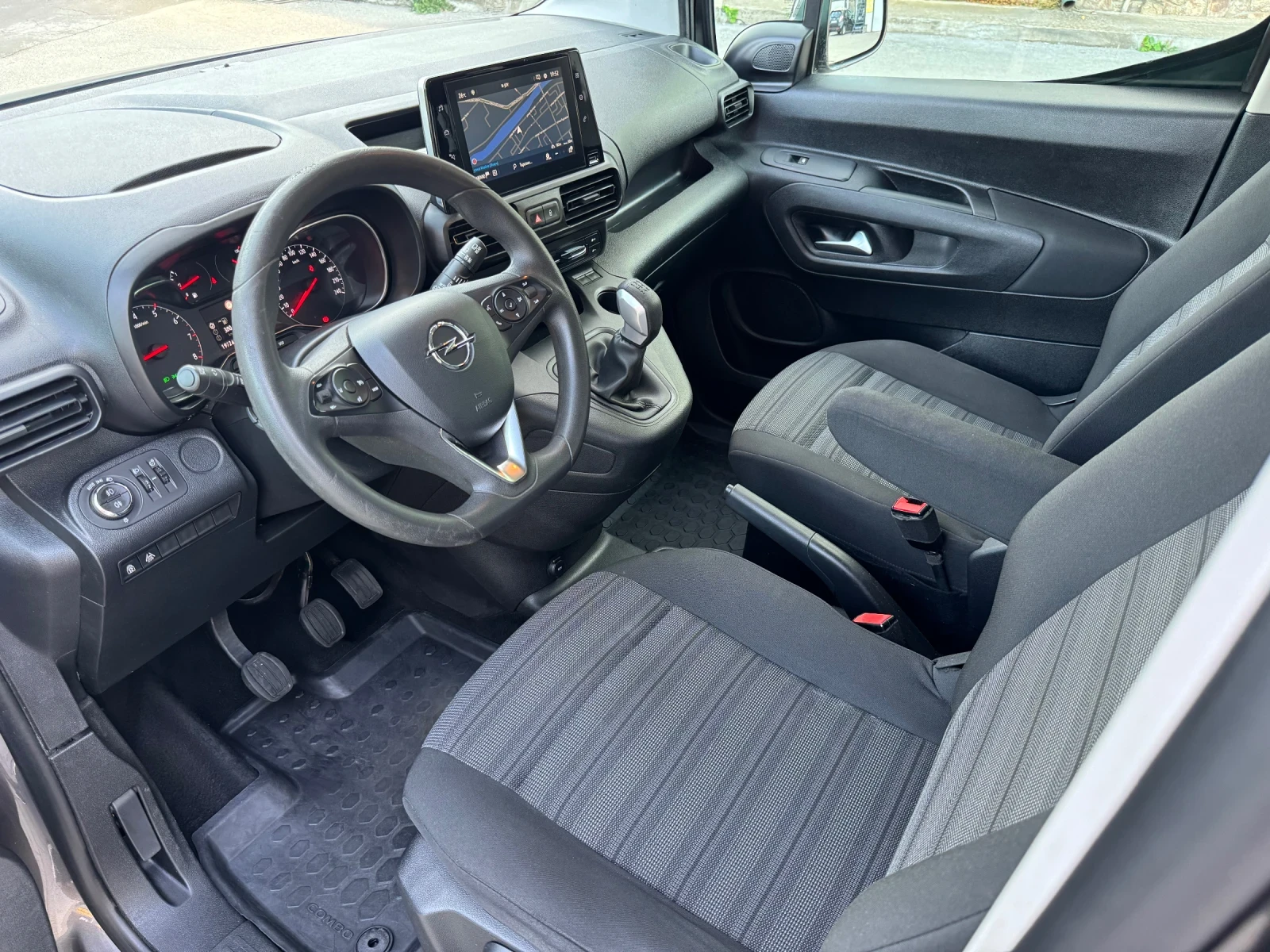 Opel Combo Maxi, 2020, Evro-6D, Камери 360, 1.5D.Каско, снимка 8 - Бусове и автобуси - 54948205