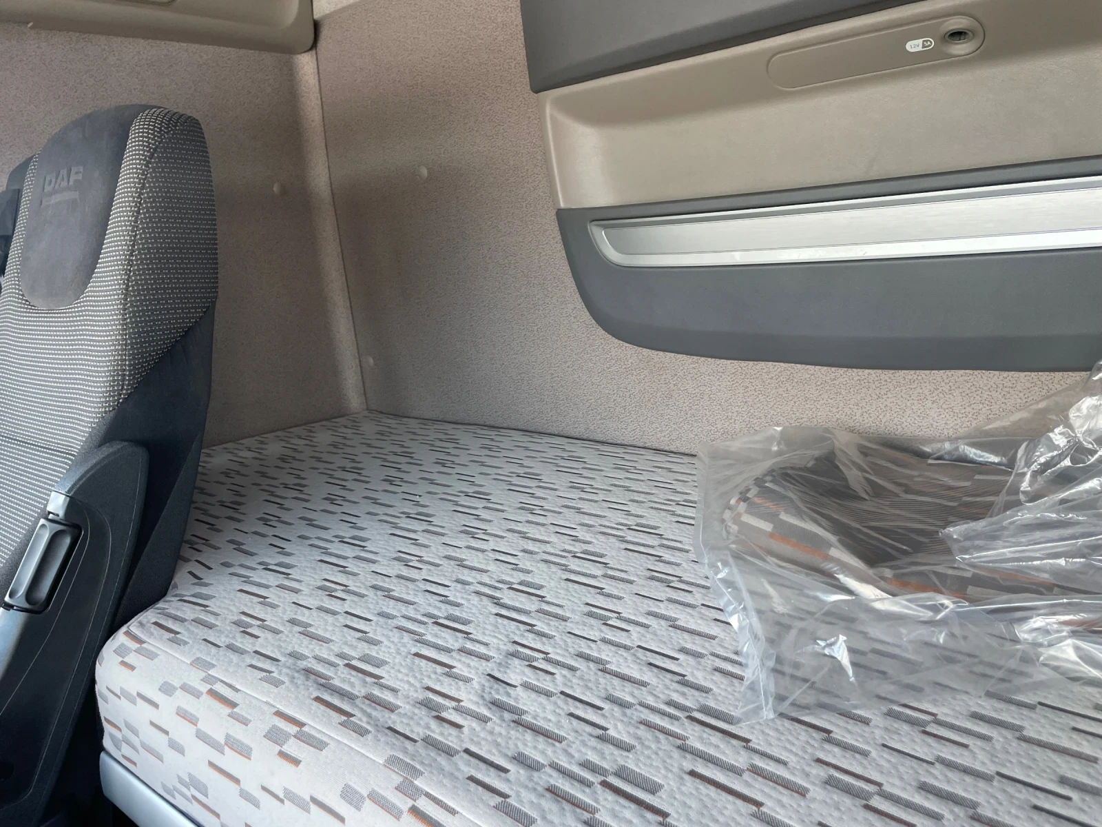Daf XF | Mobile.bg � ����������� 12