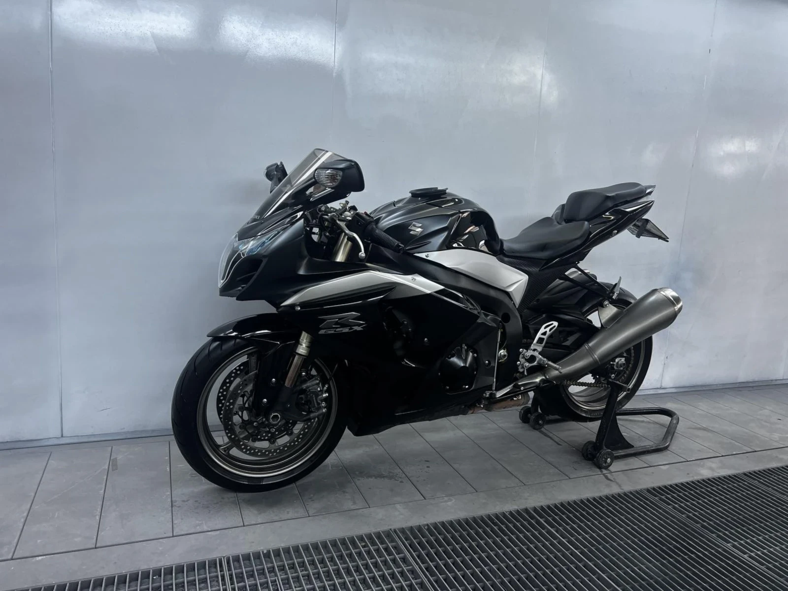 Suzuki Gsxr GSXR1000 - изображение 8