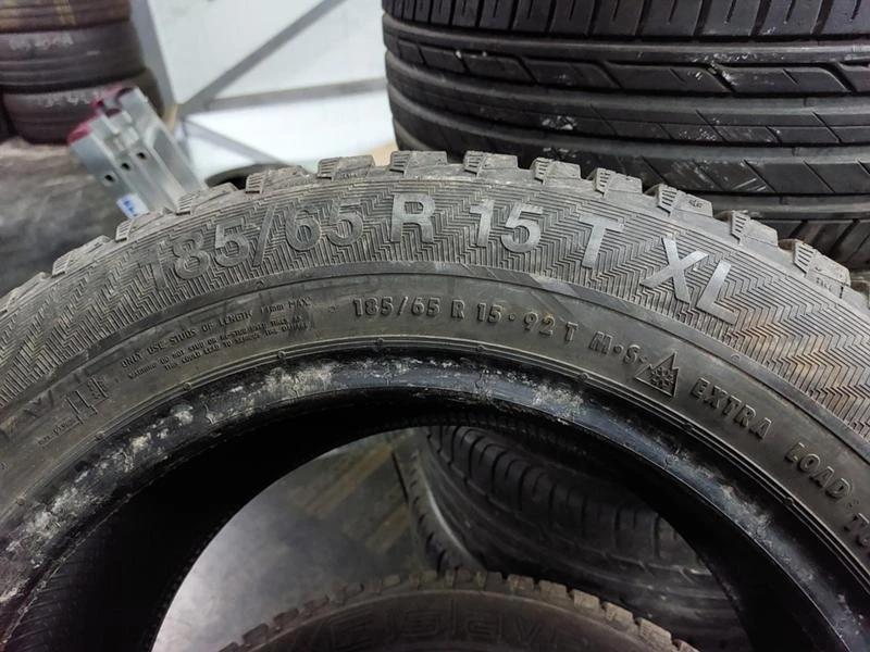 Гуми Зимни 185/65R15, снимка 8 - Гуми и джанти - 35994296