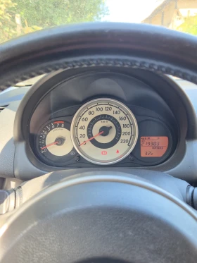 Mazda 2 1.5i, снимка 12