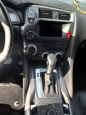 DS DS 5, снимка 7
