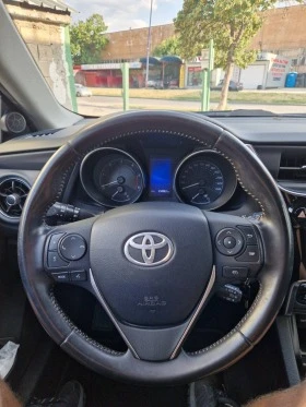 Toyota Auris, снимка 7