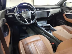 Audi E-Tron * PROGRESSIV * CARFAX * БЕЗ ПЪРВОНАЧАЛНА ВНОСКА, снимка 9 - Автомобили и джипове - 53669973
