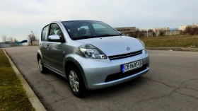 Daihatsu Sirion 1.3 TWIN CAM 16V A/C 4цилиндъра TOYOTA - 1700 € / 3324.91 лв. - 87784768 2
