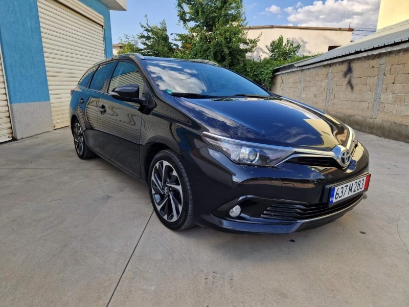 Toyota Auris, снимка 2 - Автомобили и джипове - 47185190