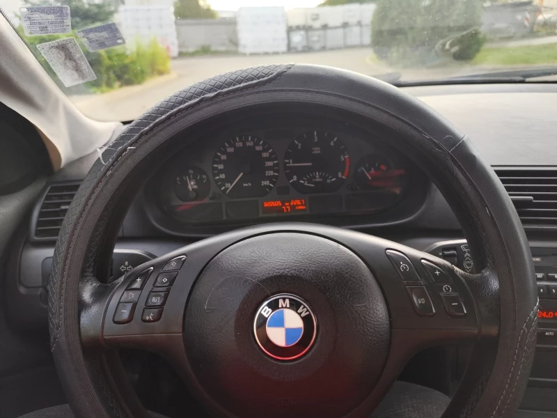 BMW 320, снимка 7 - Автомобили и джипове - 47455954