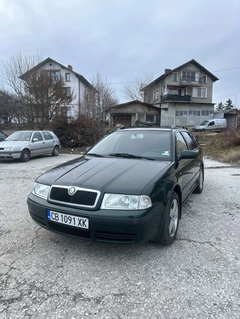 Skoda Octavia 1.8 T, снимка 2 - Автомобили и джипове - 48709820