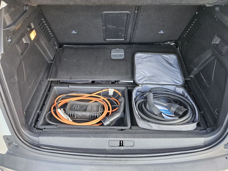 Peugeot 3008 Plug in hybrid , снимка 16 - Автомобили и джипове - 51759989