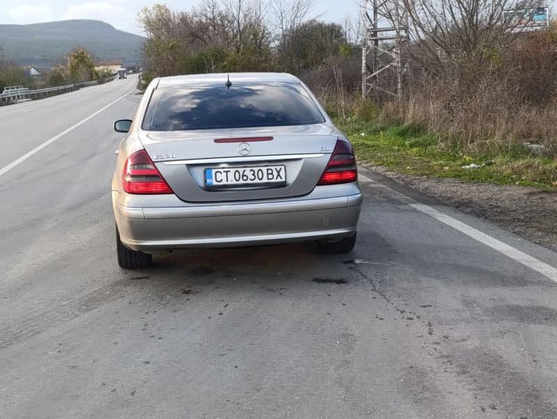 Mercedes-Benz E 320 Е320 редови, снимка 7 - Автомобили и джипове - 52498215