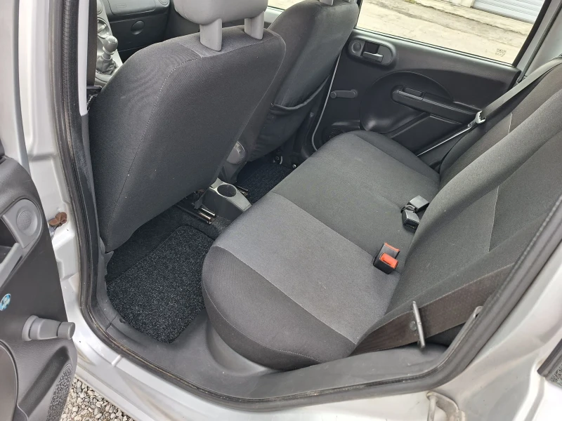 Fiat Panda 1.3 d 4x4, снимка 8 - Автомобили и джипове - 53427851