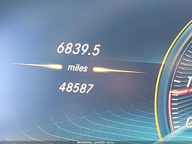 Mercedes-Benz C 43 AMG 4MATIC/Digital/Burmaster, снимка 14 - Автомобили и джипове - 52813926