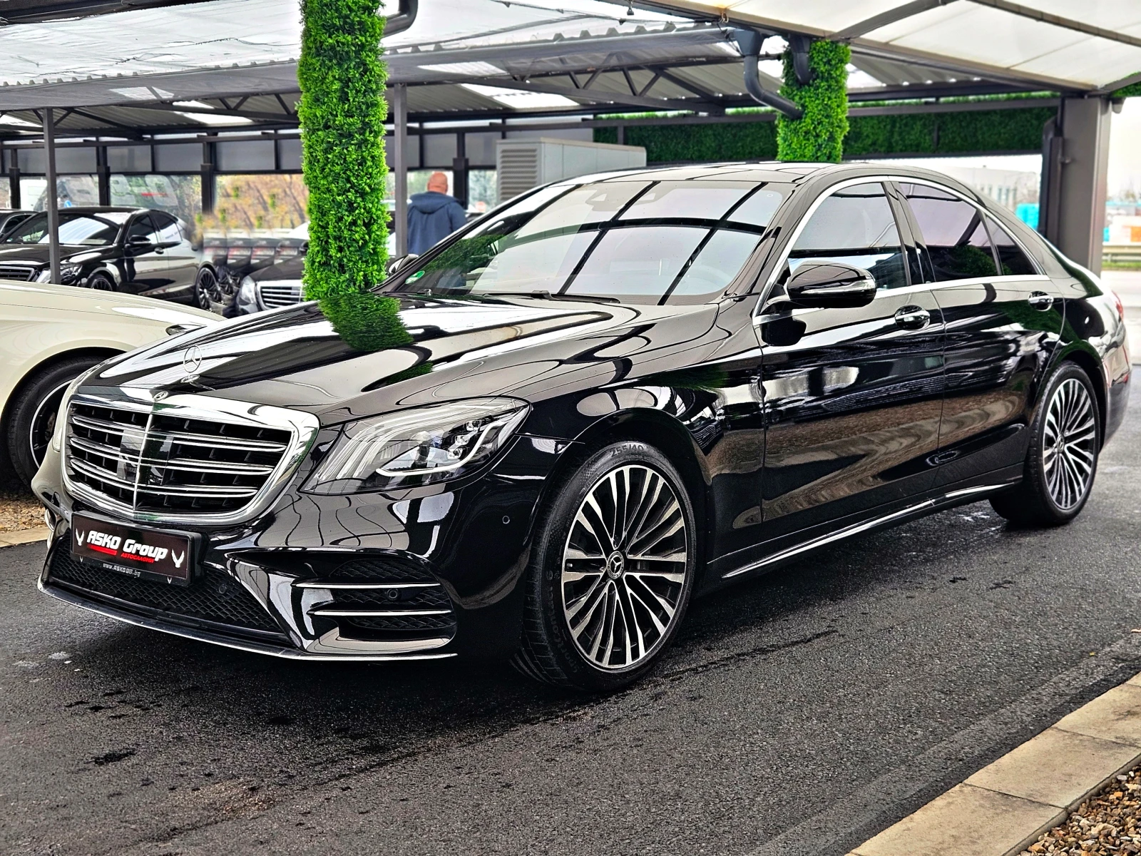 Mercedes-Benz S 560 AMG/4MATIC/TVx3/DISTR/CAMERA/МАСАЖ/ОБДУХ/ВАКУМ/LI, снимка 1
